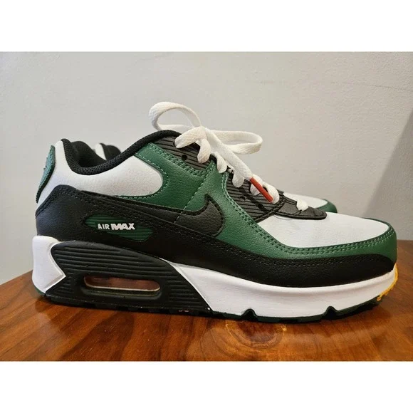 Nike Air Max 90 Gorge Green Size 7 Youth Size 8.5 Womens - Picture 3 of 7